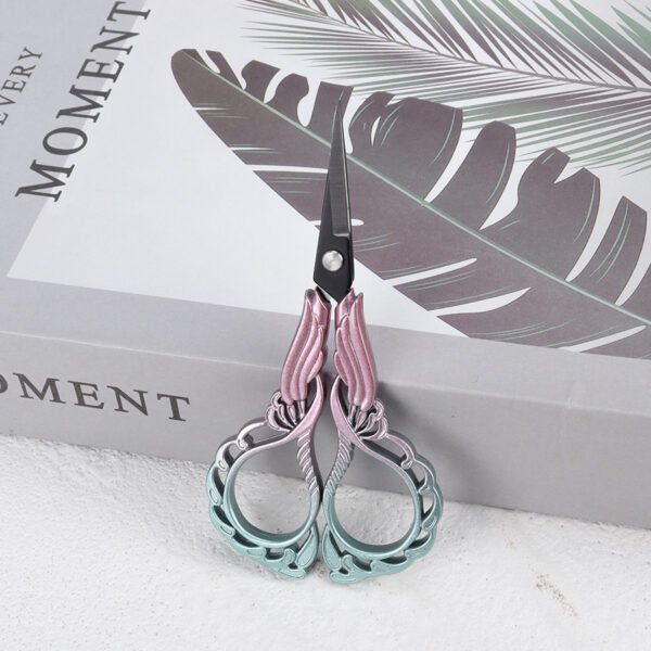 Unique Hollow - Out Eyebrow Scissors in Gradient Colors, Ideal for Precise Brow Trimming